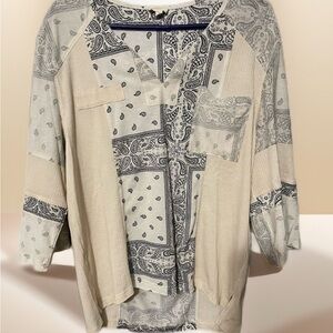 POL Cream and Gray Paisley Blouse